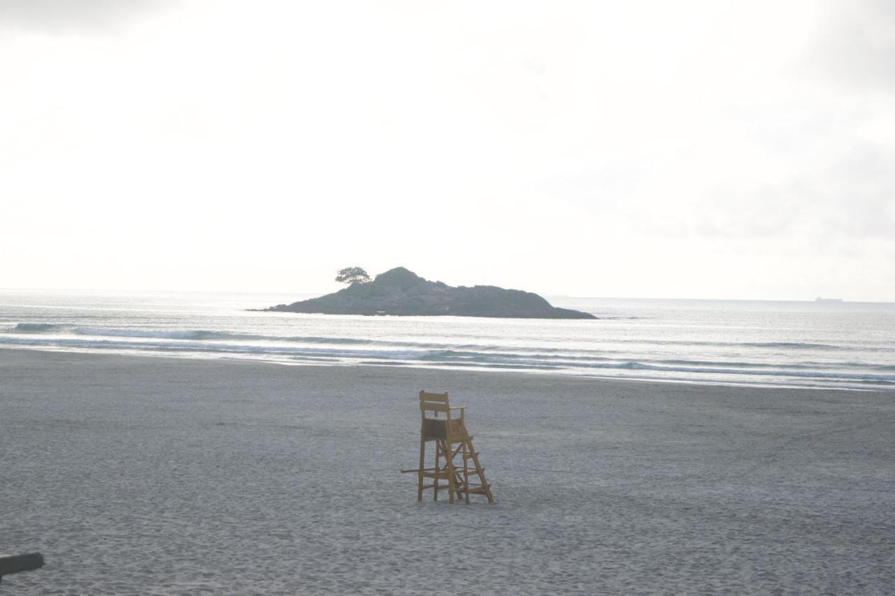 Pitangueiras pé na areia 90m2 c/ 3 quartos e Wi-Fi Guarujá Exterior foto